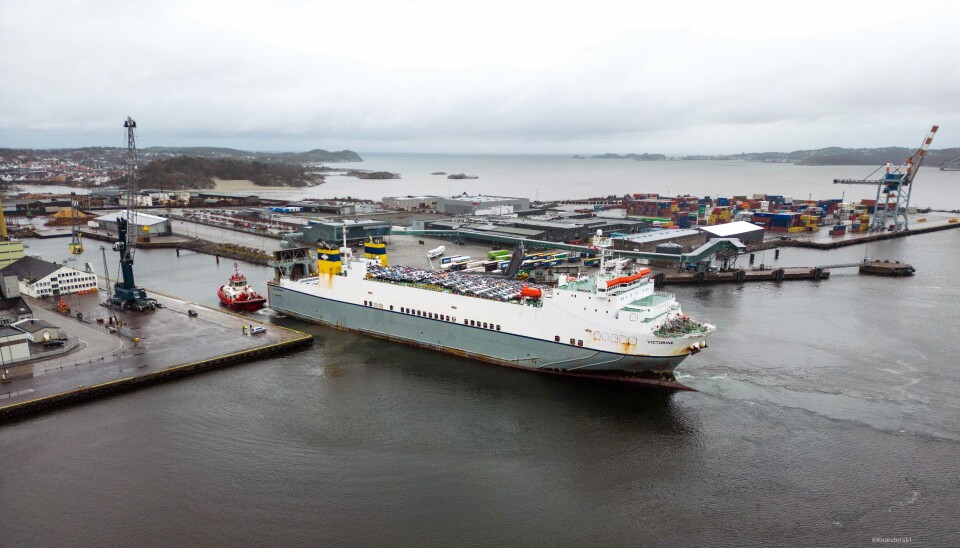 Bilskipet Victorine var på vei til Oslo med en ladning Ford, men der var det fullt. Da ble Larvik Havn redningen. Bilskipet Victorine var på vei til Oslo med en ladning Ford, men der var det fullt. Da ble Larvik Havn redningen.