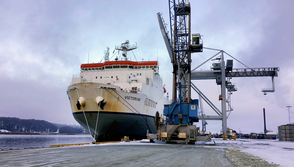 Tidligere i vinter kastet Borg Havn seg rundt og ble bilhavn for en kort stund, da kapasiteten var sprengt i andre havner.