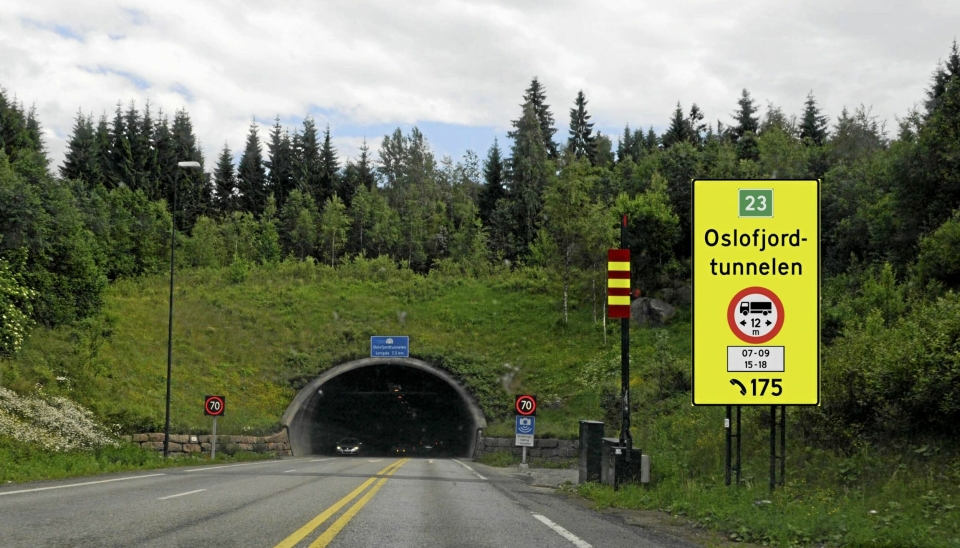 Oslofjordtunnelen er lang og bratt, og blir ofte stengt.