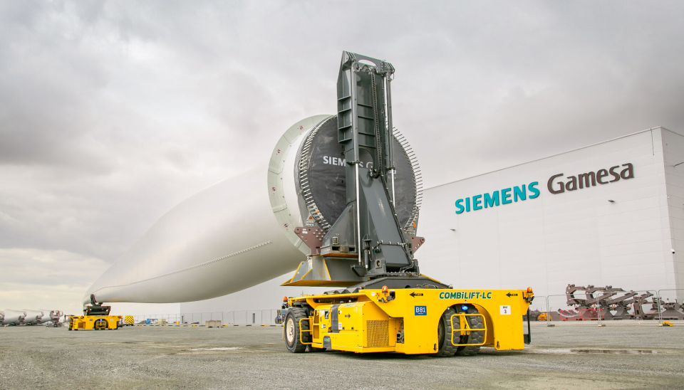 Det todelte kjøretøyet COMBi-LC er utviklet av Combilift i samarbeid med Siemens Gamesa.