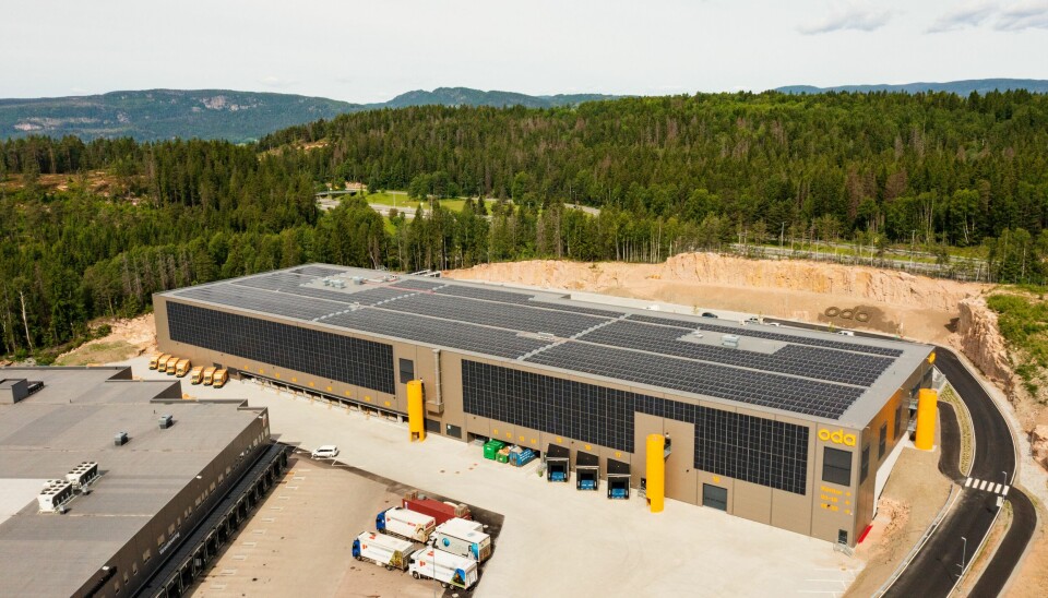 Oda-lageret i Lier er blitt sertifisert ti BREEAM Excelent. Solcellene på bygget produserer over én million kWh årlig. Oda-lageret i Lier er blitt sertifisert ti BREEAM Excelent. Solcellene på bygget produserer over én million kWh årlig.