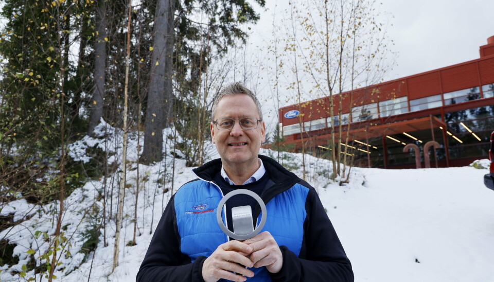 GLAD: Per Gunnar Berg i Ford Motor Norge kan smykke seg med en ny dobbeltseier, etter å ha vunnet både årets varebil og International Pickup Award.