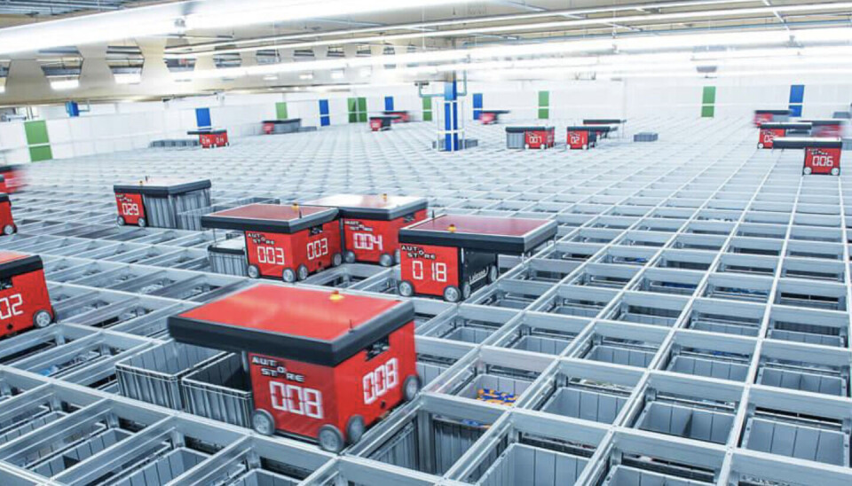 Spedify overtar lageret i Askim med hud, hår og AutoStore.