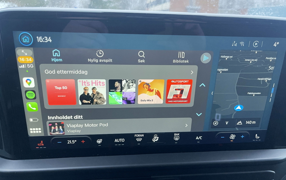 INFOTAINMENT: Her finner vi Fords SYNC 4 system som har trådløs Apple CarPlay og Android Auto.