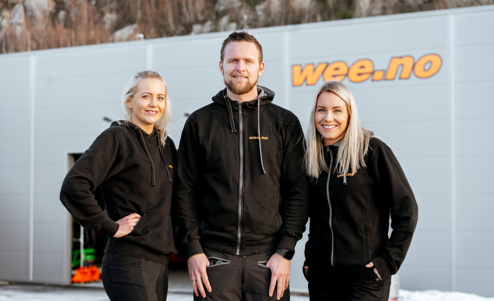 TAR OVER – MEN HAR ALLEREDE VÆRT MED LENGE: Fra venstre er Marita Wee, Roger Wee og Vivian Wee, alle barna til gründer Rune Wee som slipper taket til neste generasjon for å drive selskapet videre.