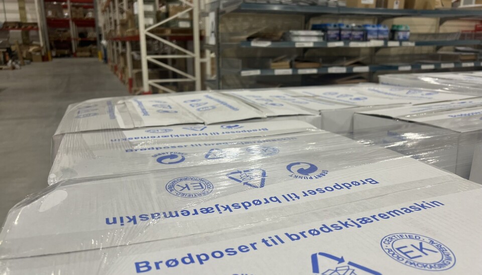 NØKKELPRODUKT: Smart Supply leverer brødposer til alle dagligvarebutikker med brødskjæremaskin.