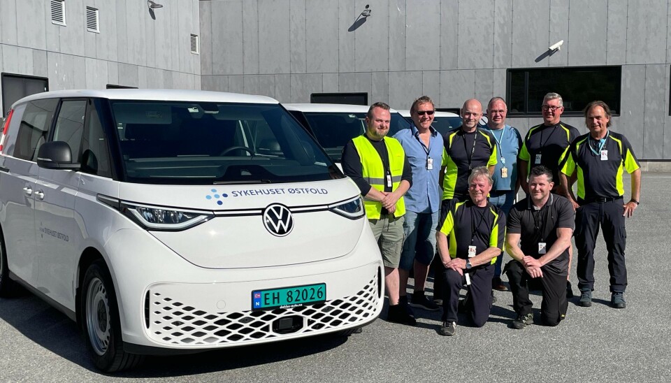 Sjåførene ved Sykehuset Østfold er godt fornøyd med komforten i de nye elektriske varebilene.
