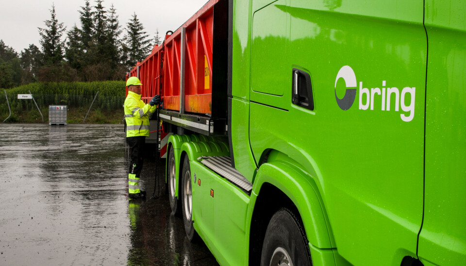 OMVELTNING: Bring og BB Transport skal bytte ut fossile tyngre kjøretøy med elektriske kjøretøy. Foto: Posten Bring
